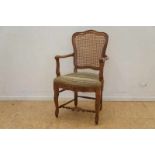 Noten stoel met pitriet rug Walnut chair with pit cane back