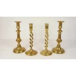 Lot van 2 stellen 1-lichts koperen kandelaars Combination of 4 copper candlesticks