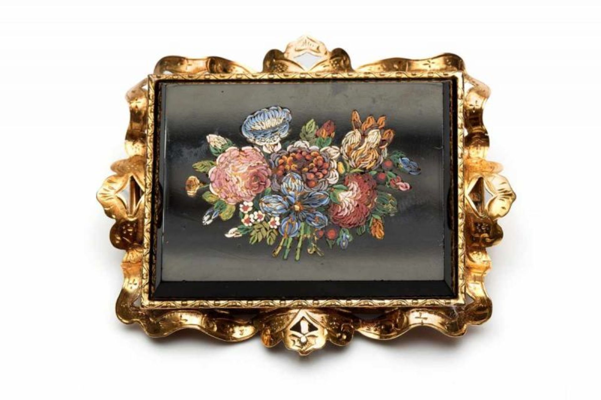 18krt. Gouden micromozaïek broche, Biedermeier, met voorstelling van bloemen. Montuur golvend en