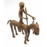 Mali, Dogon, ijzeren sculptuur van ruiter te paard. Herkomst collectie C.P. Meulendijk,
