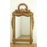 Rechthoekige spiegel in verguld gesneden houten lijst, in Louis XVI stijl, 19e eeuw, met