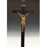 Zwart laqué houten crucifix, 19e eeuw, met houten corpus 104 cm. [1]