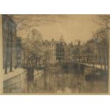Johannes Josseaud (1880-1935) Gezicht op de Herengracht bij de Leidsegracht. Hierbij diverse