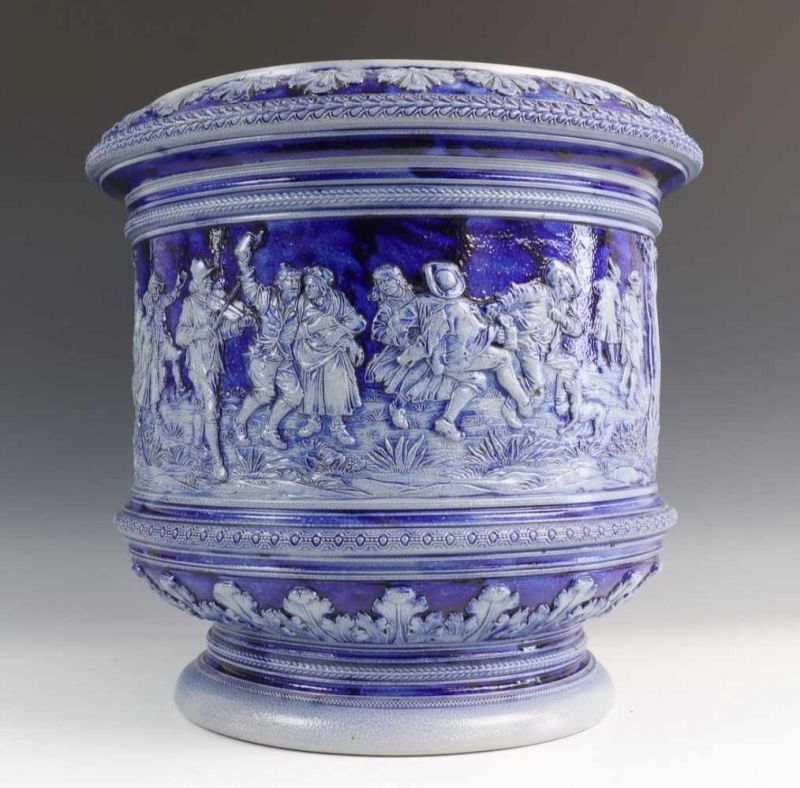 Duitsland, grijs-blauw steengoed 'gres' cache-pot, ca. 1900, met reliëffries van feestende figuren - Image 3 of 4