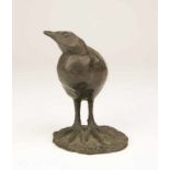 Barbara de Klerk, bronzen sculptuur; Watervogel (kuiken) [1]