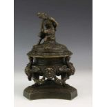 Bronzen dekselpot in eclectische stijl, het deksel bekroond door sater h. 19 cm. [1]