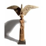 PNG, Middle Sepik, Iatmul, roof finial of ceremonial house,consisting of a standing male