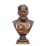 Adrien Etienne Gaudez (1845-1902), bruin gepatineerd bronzen buste van Pasteur, ca. 1900. h. 25