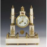 Pendule met emaille wijzerplaat in Louis XVI stijl, vroeg 19e eeuwhet uurwerk geplaatst tussen wit