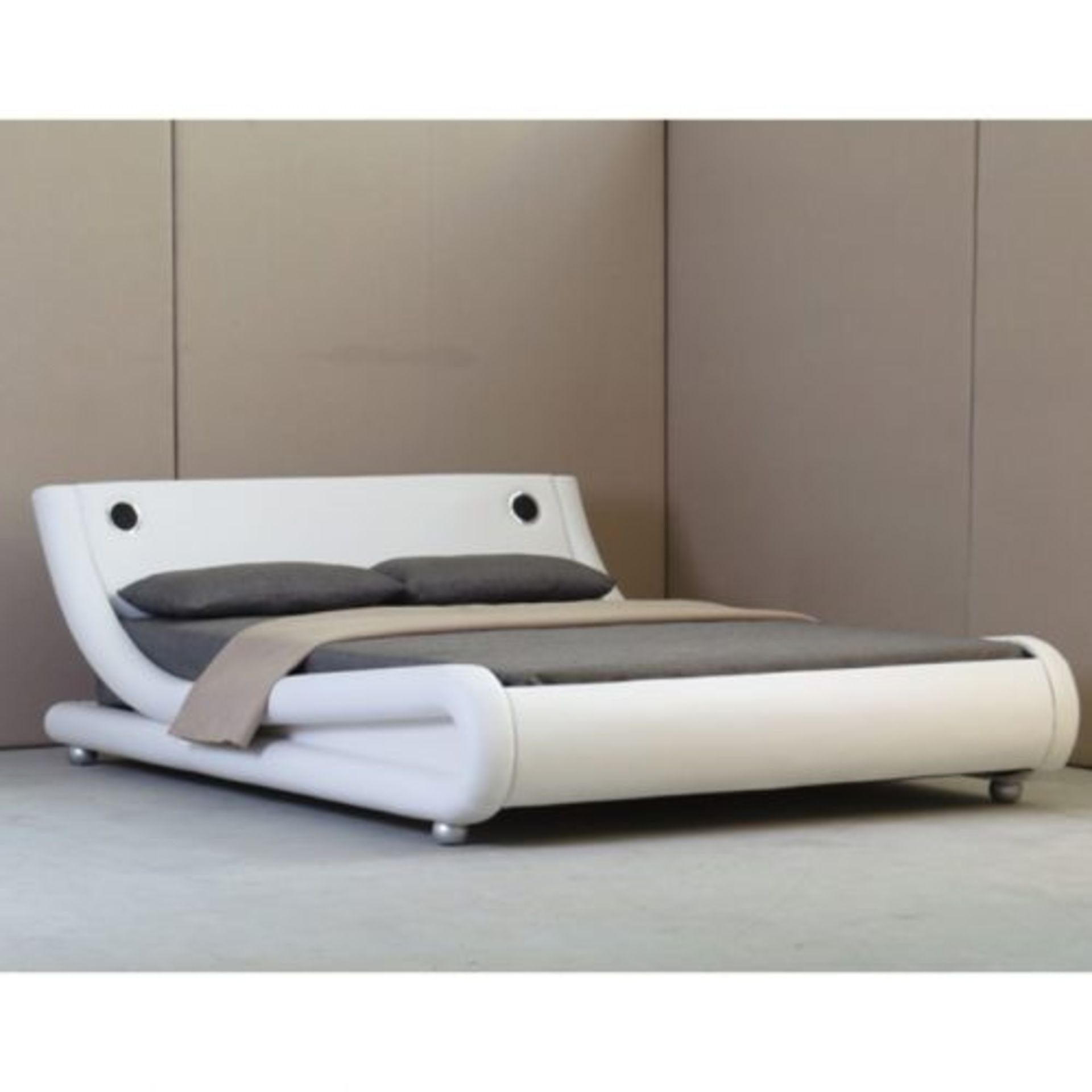 1 BRAND NEW BOXED MALLORCA WHITE 4FT 6" DOUBLE BED