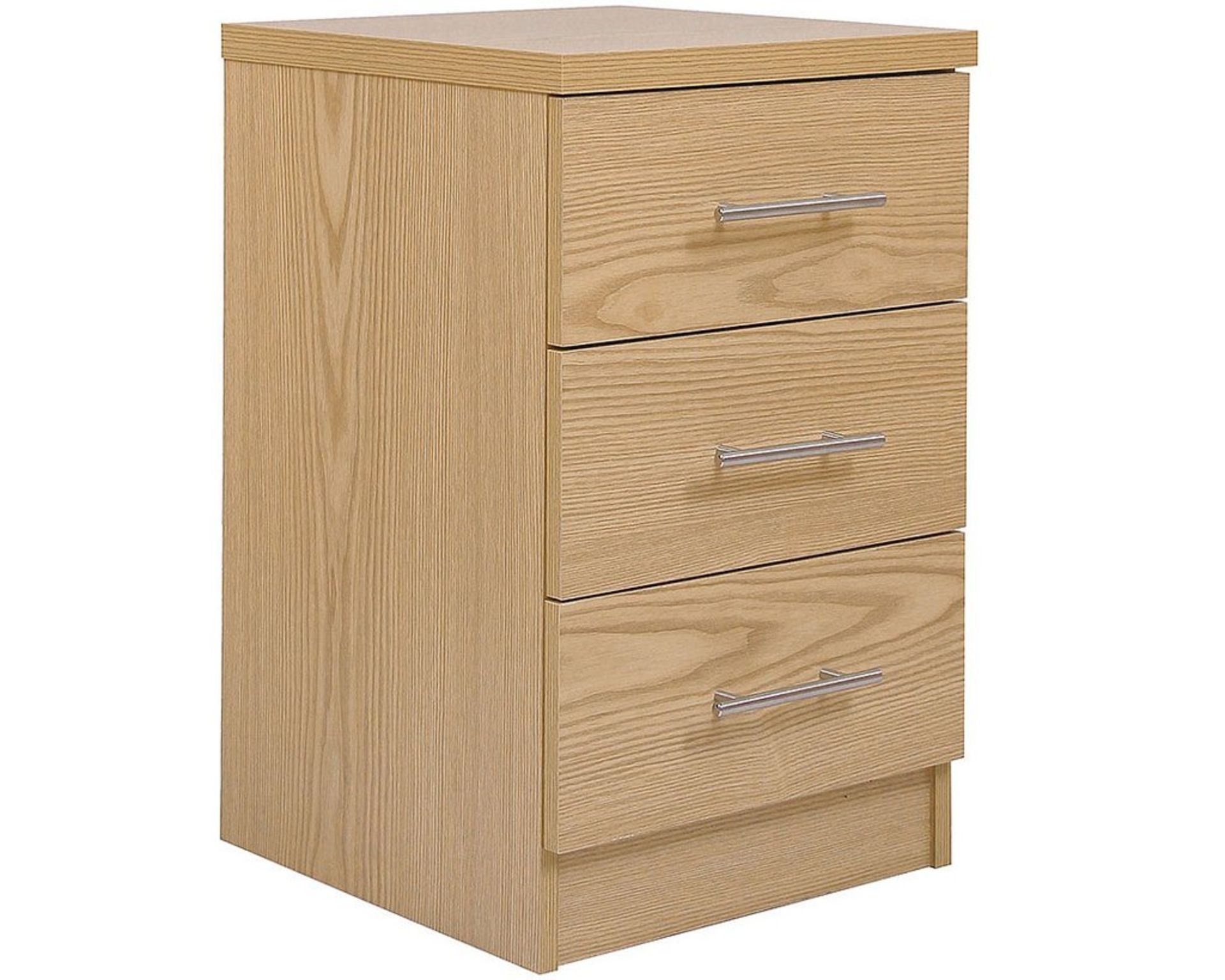 1 BOXED MANHATTAN 3 DRAWER BEDSIDE CHEST IN OAK