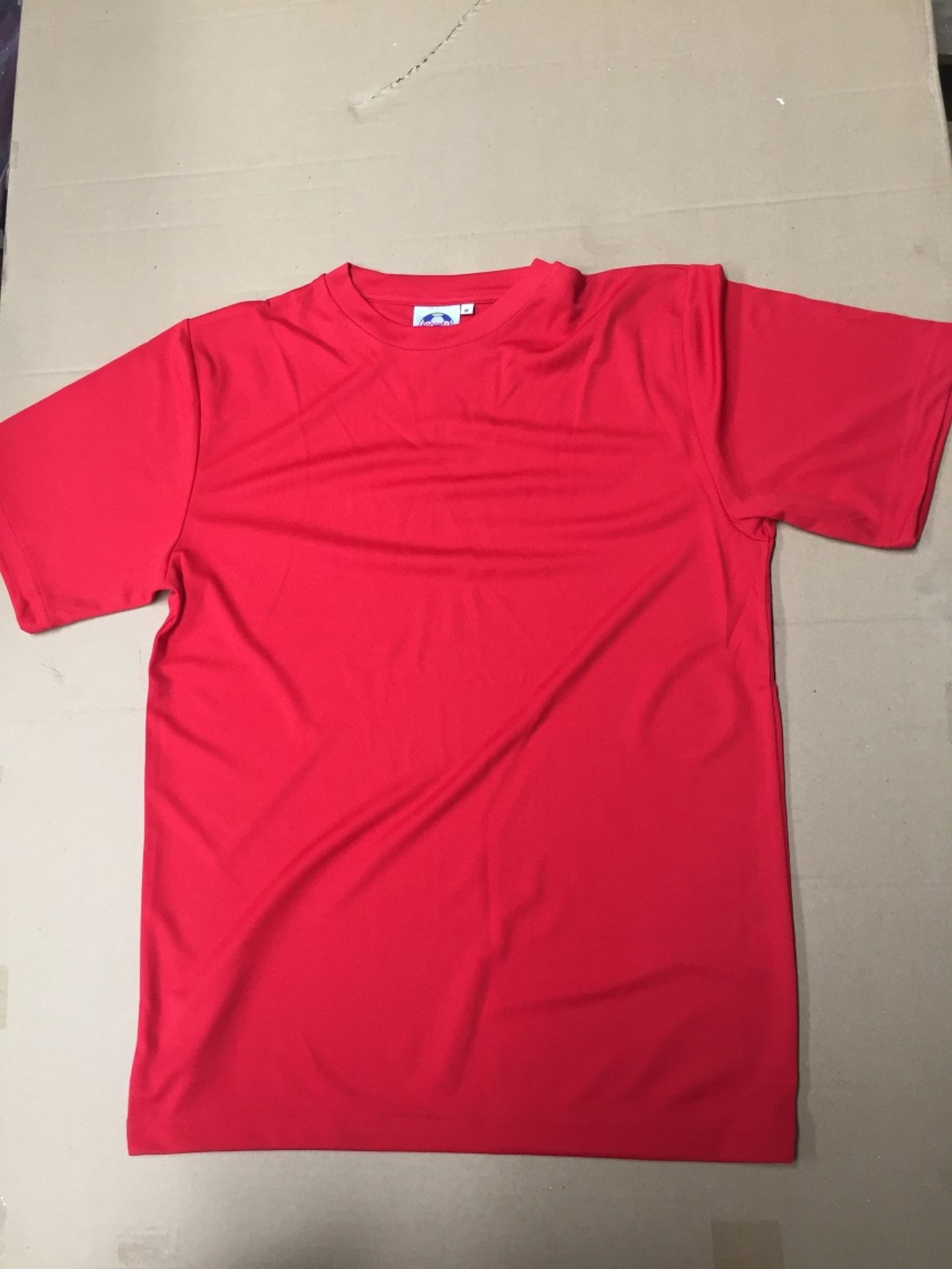 10 X BRAND NEW BAGGED RED PLAIN FOOTBALL TOPS SIZE XL