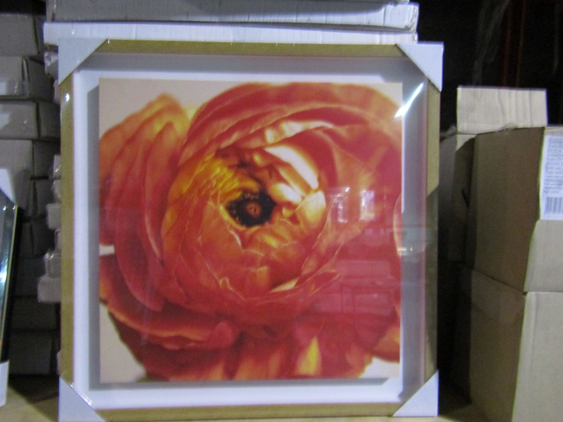 1 BRAND NEW BOXED ARTHOUSE LARGE RED ROSE WOODEN FRAMED CANVAS
