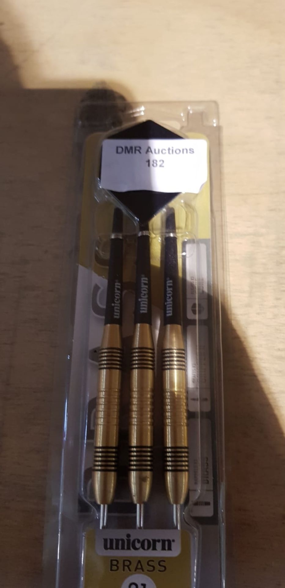 1 BRAND NEW BOXED UNICORN BRASS DARTS 21 GRAM / RR