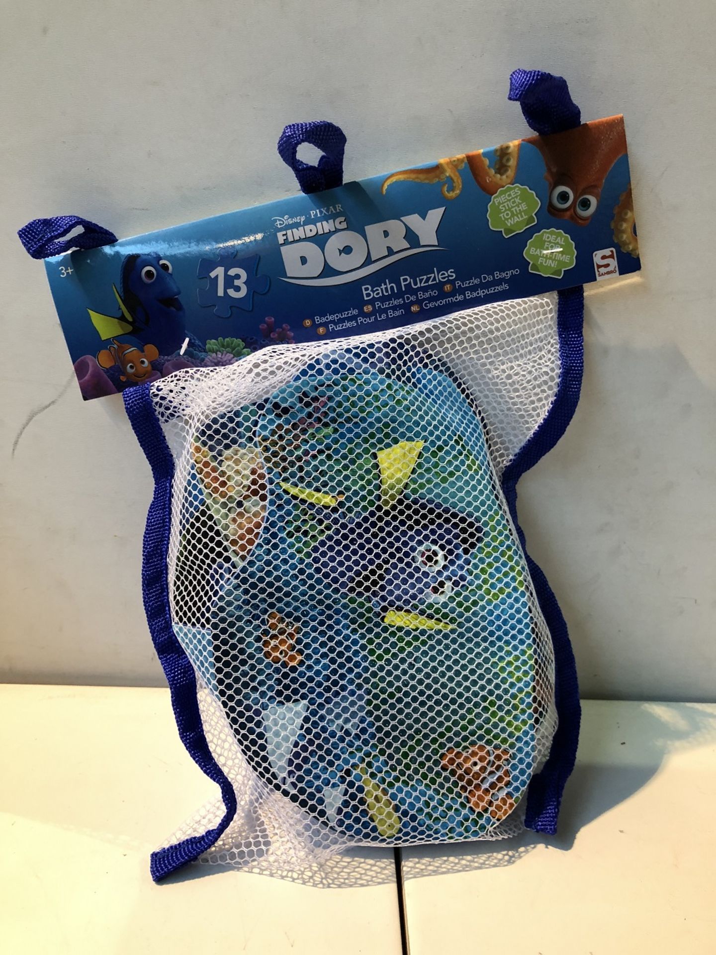 1 / BRAND NEW BAGGED DISNEY PIXAR FINDING DORY BATH PUZZLES (VIEWING HIGHLY RECOMMENED)