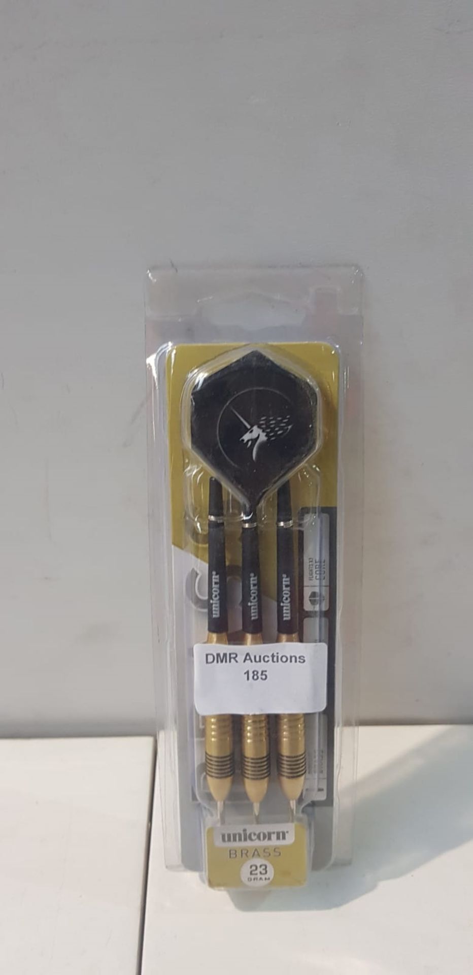 1 BRAND NEW BOXED UNICORN BRASS DARTS 23 GRAM / RR