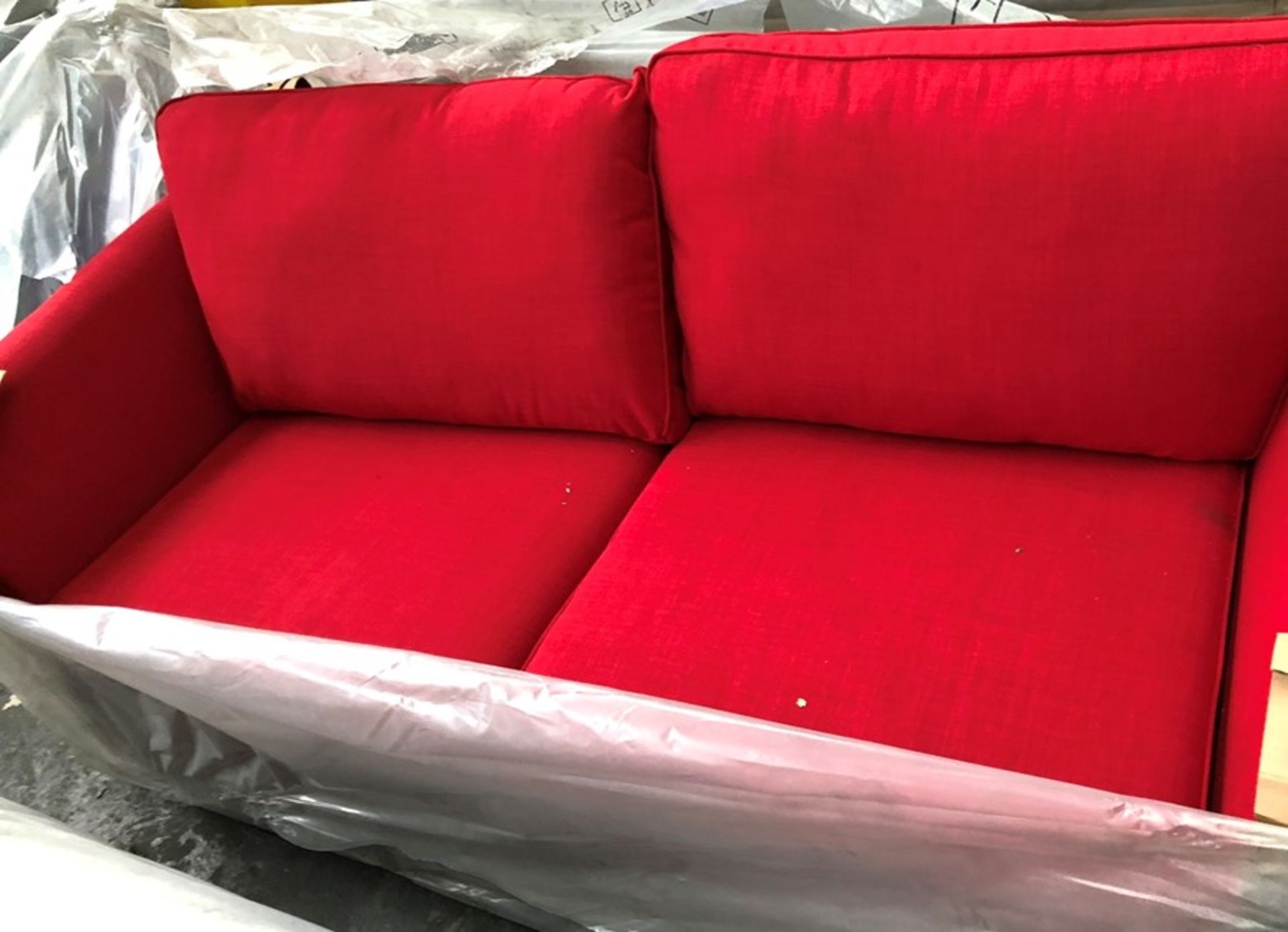 1 BRAND NEW BAGGED FABB SOFAS TWILIGHT 3 SEATER SOFA IN LILY RUBY (VIEWING HIGHLY RECOMMENDED)