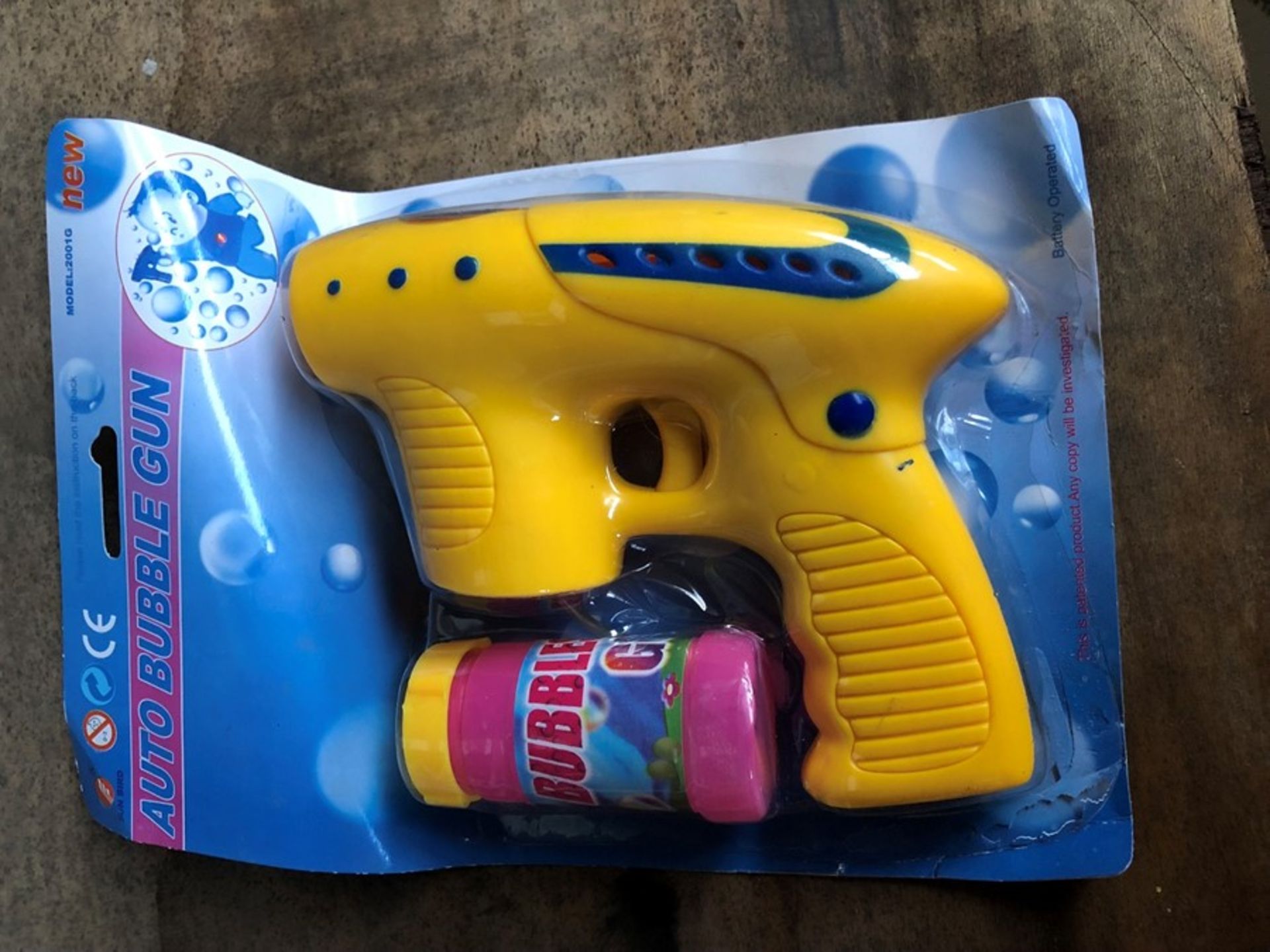 2 / BRAND NEW SEALED AUTO BUBBLE GUN (VIEWING HIGH
