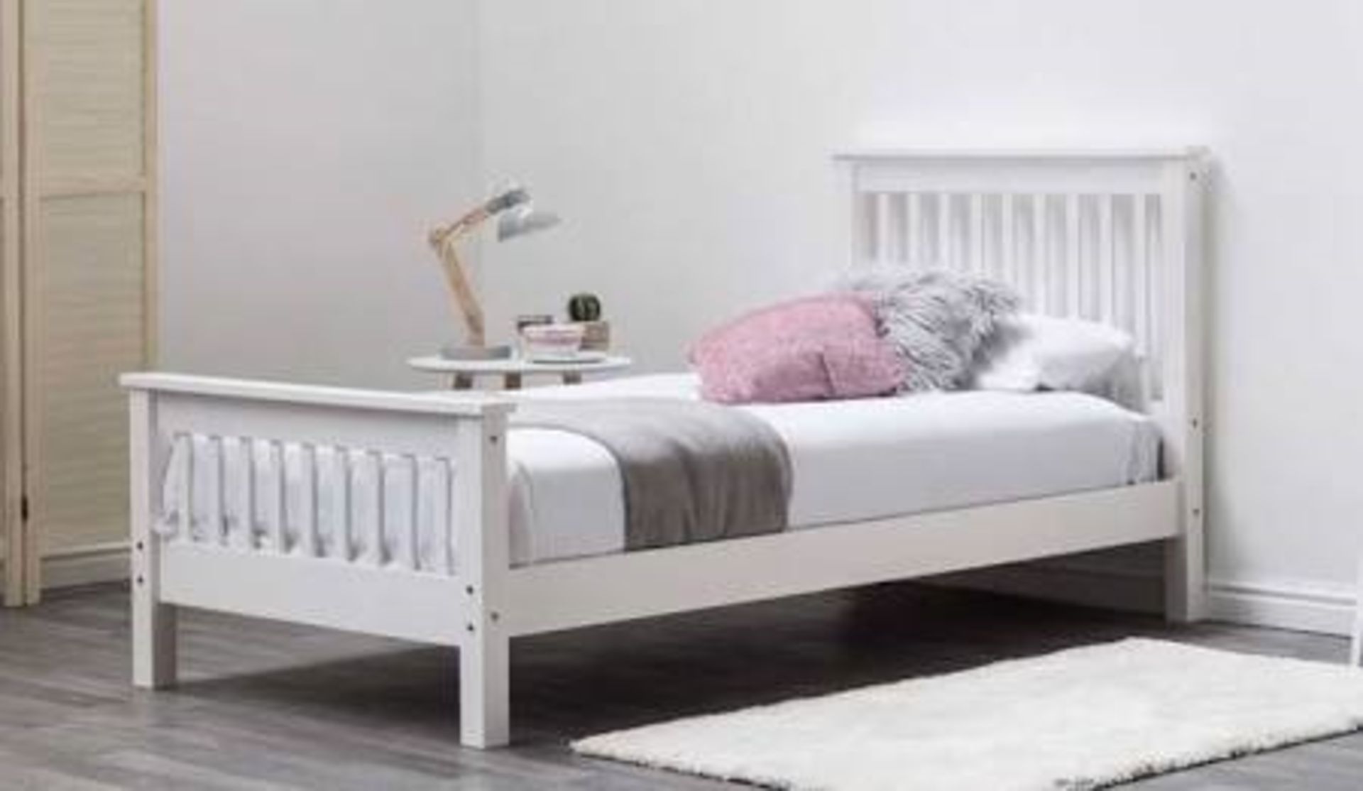 1 GRADE A BOXED ADLINGTON WHITE WOODEN DOUBLE BED / RRP £ 169.00 (VIEWING HIGHLY RECOMMENDED)