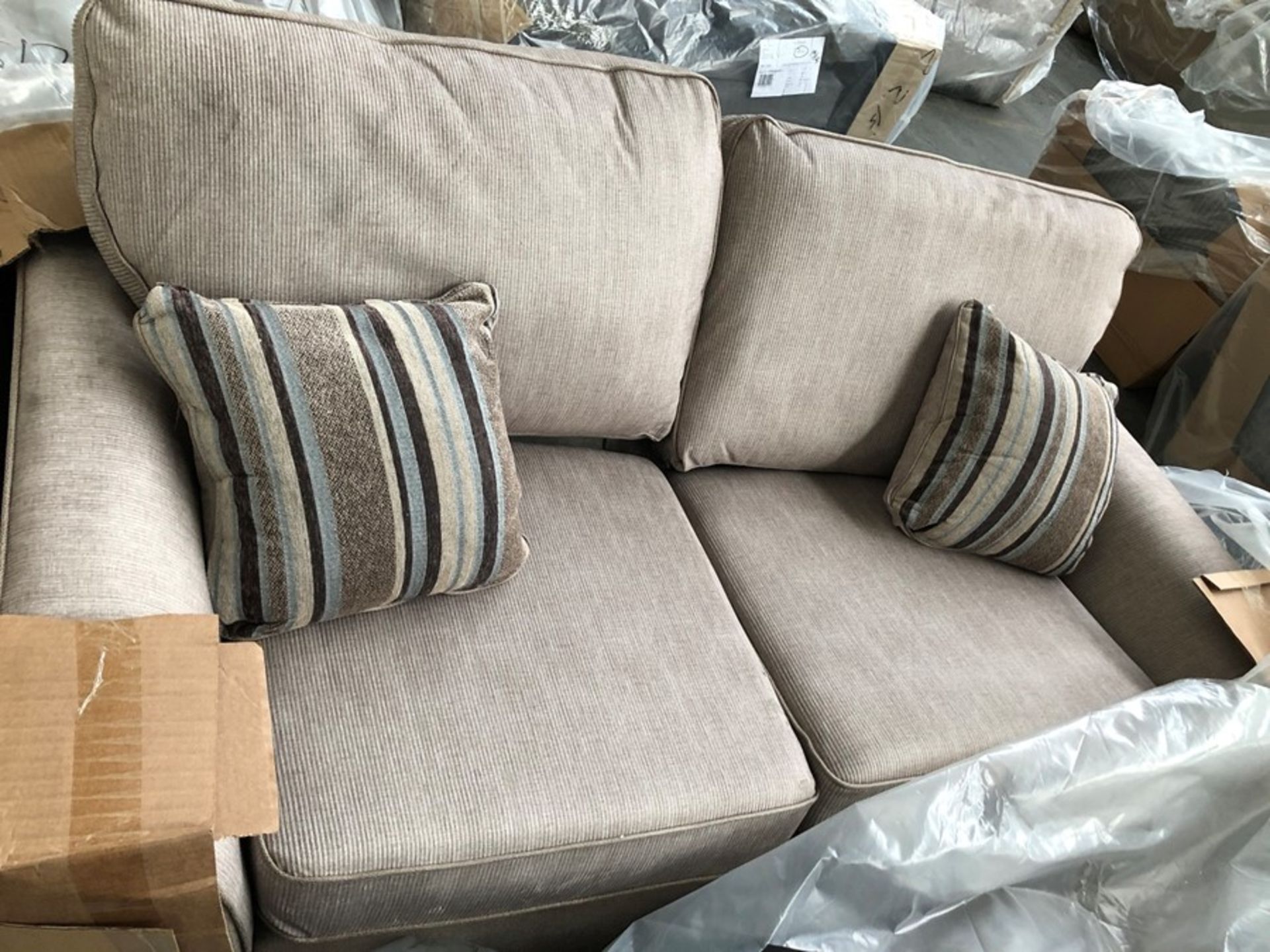 1 BRAND NEW BAGGED FABB SOFAS ROXY 2.5 SEATER SOFA IN TAUPE (VIEWING HIGHLY RECOMMENDED)