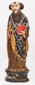 Apostel "Hl. Paulus", Südeuropa um 1500. Lindenholz geschnitzt, farbig gefasst u. vergoldet. Bärtige