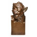 Bronze Hans Schwegerle (1882 Lübeck - 1950 München) Verliebter Faun, Anf. 20. Jh. Braun patiniert.