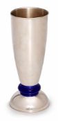 Vase mit Glasring, Italien 2. Hälfte 20. Jh. Sterlingsilber. Fa. Munari. Schlanker, sich leicht