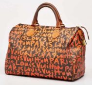 Handtasche, Louis Vuitton Ende 20. Jh. Modell "Speedy 30" m. rotem Graffitti. Leder, innen 1 kl.