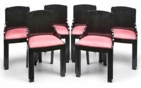 Satz von 6 Art-Deco-Stühlen, Frankreich um 1930. Gestelle in Buche massiv, schwarz lackiert.