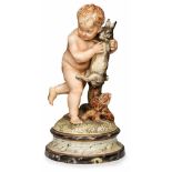 Vase "Der gestohlene Hase", wohl deutsch um 1900. Heller Scherben, bunt glasiert. Putto im Lauf-