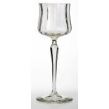 Trinkglas/ Stengelglas, Jugendstil, wohl Österreich um 1900 , farblos mit gewellter Kuppa,