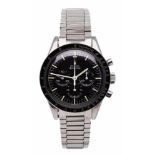 Herrenarmbanduhr Omega Schweiz um 1960 Chronograph Speedmaster "Moonwatch"Zifferblatt mit