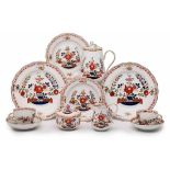 Déjeuner, Meissen 20. Jh."Tischchen-Dekor" (florales Dekor im Kakiemon- Stil m. reichem Gold-