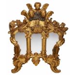 Rokoko-Spiegelrahmen, süddt. um 1750.Rahmen mehrfach geschweift. Lindenholz geschnitzt m. Ranken,