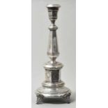 Leuchter, Wien, um 1882 Silber 800. Reich gegliederte Form mit Rundfuß auf vier gegossenen