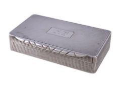 A silver rectangular snuff box by Saunders & Shepherd, London 1929, engine turned to the cover and