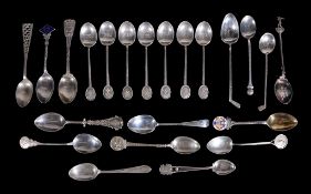 [Golf] Twenty two silver tea spoons, including: seven by Cooper Brothers & Sons Ltd, Sheffield