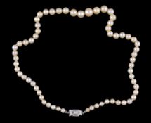 A single strand cultured pearl necklace, the graduating cultured pearls on a knotted thread, to the