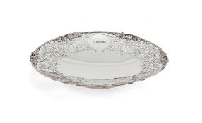 A silver Vine pattern shaped circular shallow dessert dish by Poston Products Ltd, Sheffield 1977 (