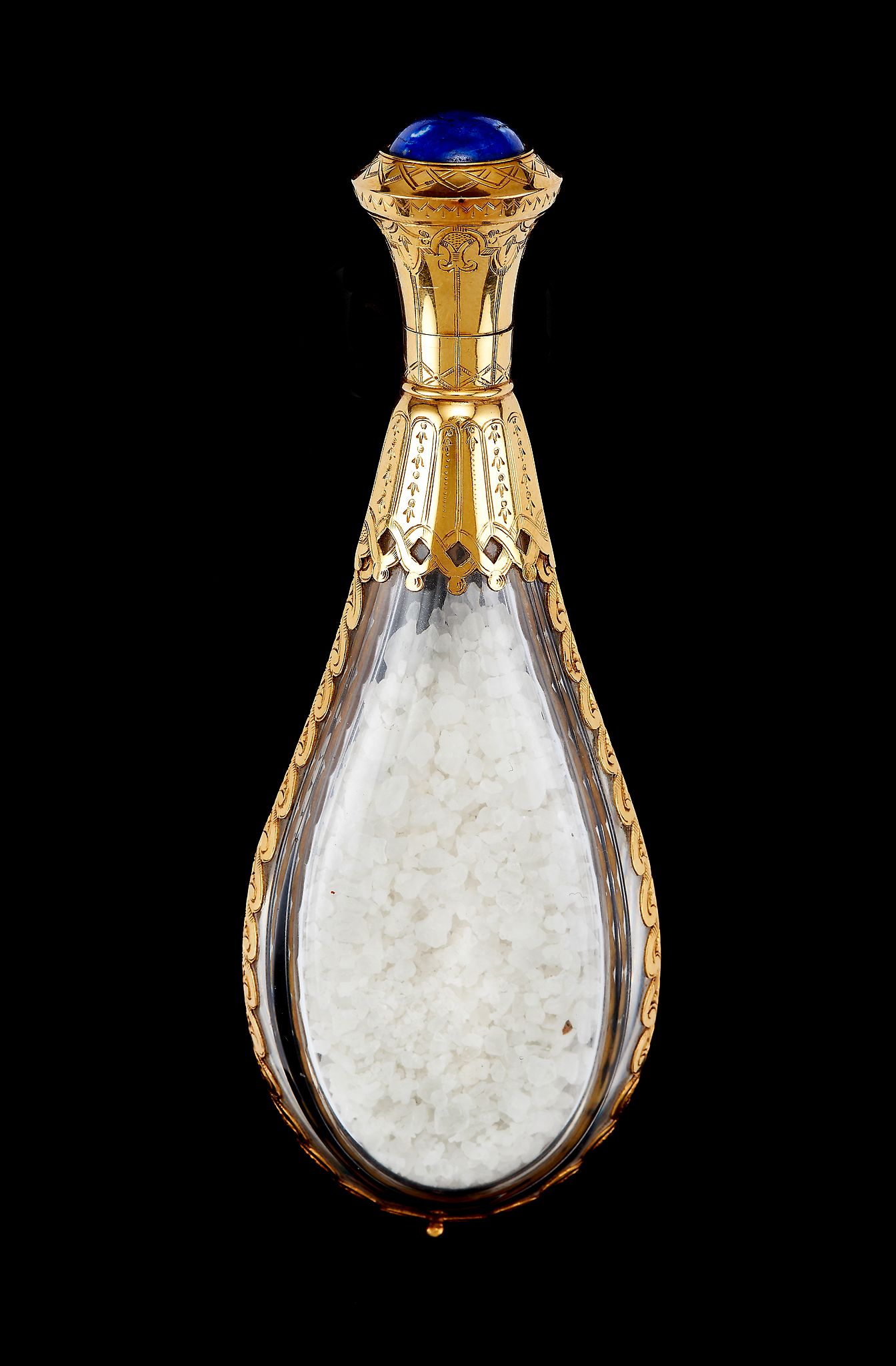 A French 18 carat gold mounted clear glass scent or smelling salts bottle, apparently no maker's