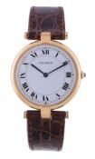 Ω Cartier, an 18 carat gold wristwatch, no. 810014562, quartz movement, 9 jewels, cal. 81, white