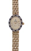 Vicence Le temps de, a 9 carat gold and sapphire bracelet wristwatch, Swiss quartz movement, 3