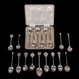 [Golf] Nineteen silver tea spoons, including: a set of six by Walker & Hall, Sheffield 1933, the