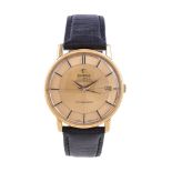 A gentleman s 18ct gold automatic chronometer calendar wristwatch Omega Constellation Swiss, 1960 s