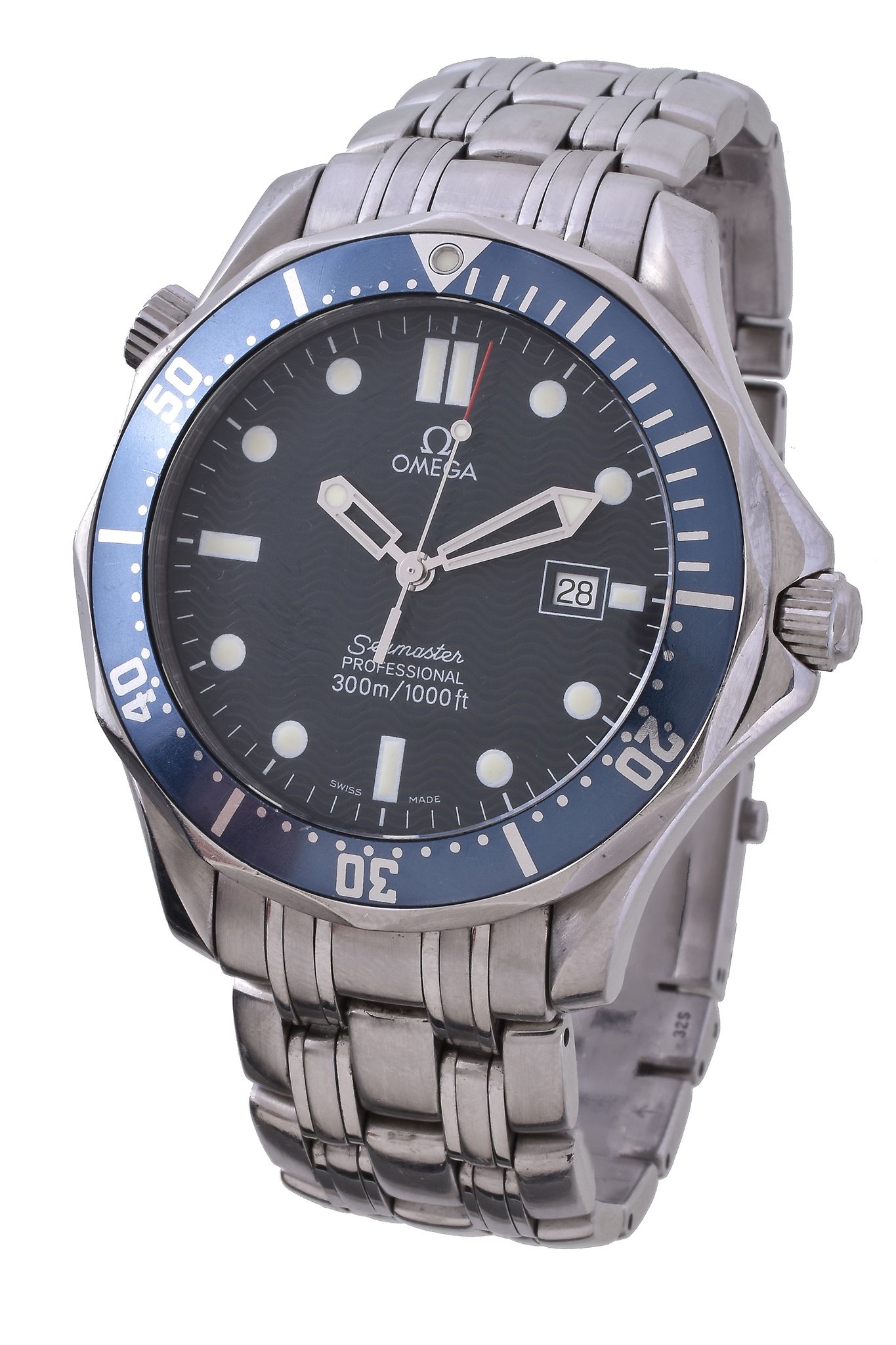 Omega, Seamaster, ref. 196.1523, a stainless steel bracelet wristwatch, circa 2005, quartz