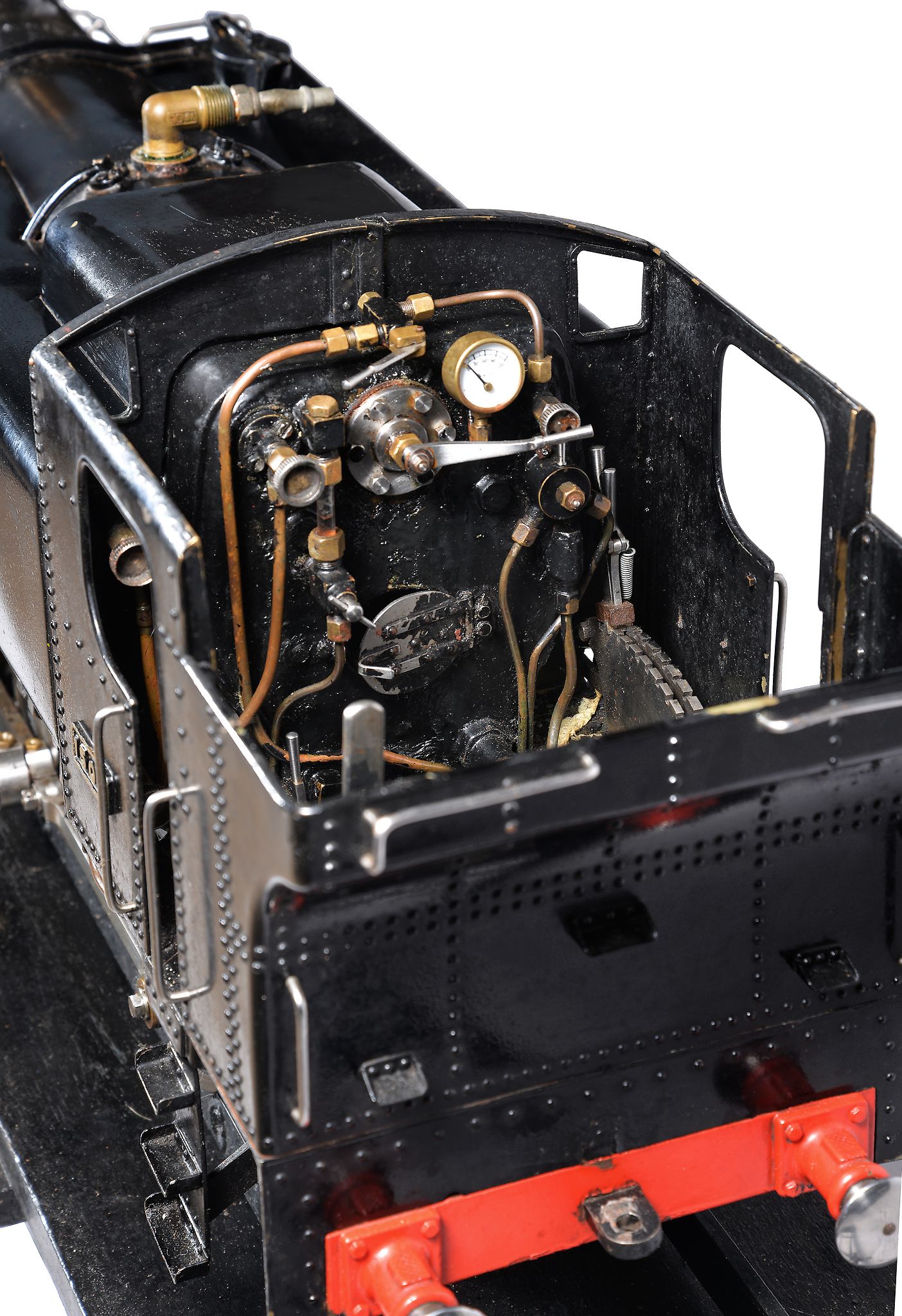 A well-engineered 5 inch gauge model of a 0-6-0 side tank locomotive No 1504 Speedy, built by the - Image 2 of 3