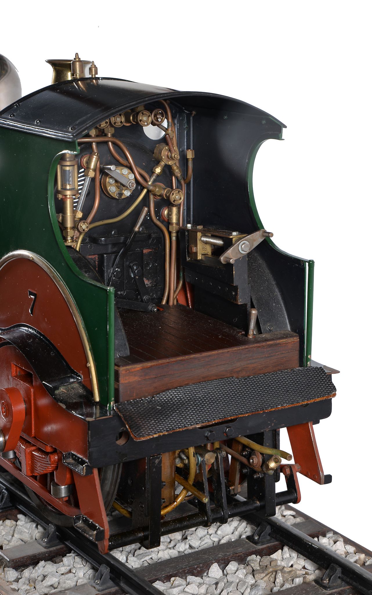 A fine exhibition quality 5 inch gauge model of a 4-4-0 Great Western Railway Armstrong No 7 tender - Image 3 of 4
