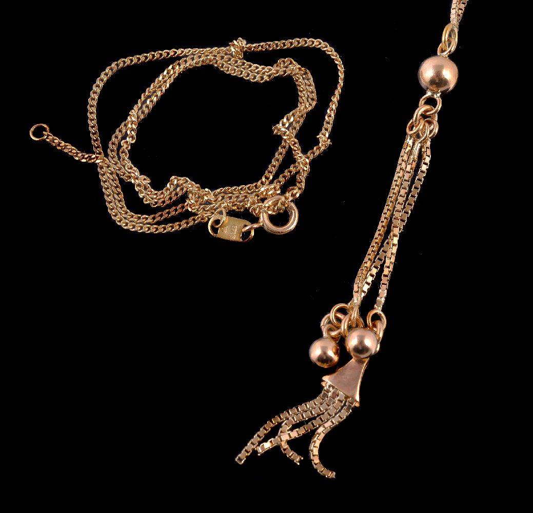 A gold coloured tassel necklace, the box link chain to a beaded tassel, necklace 40cm long, 7.8g;