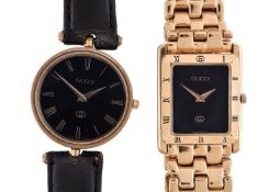 Gucci, ref. 4200M, a gold plated bracelet wristwatch, quartz movement, black dial, Dauphine hands,