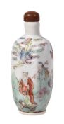 A Chinese Famille Rose porcelain octagonal snuff bottle, Qing Dynasty, 19th century, with Shoulao in